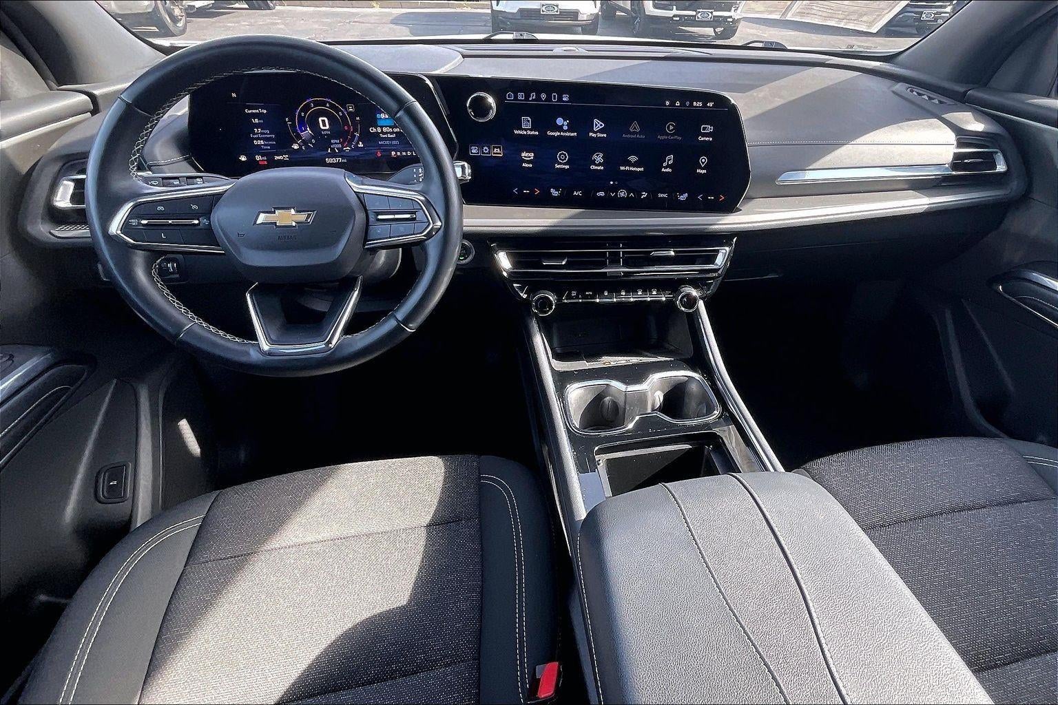 2024 Chevrolet Traverse LT