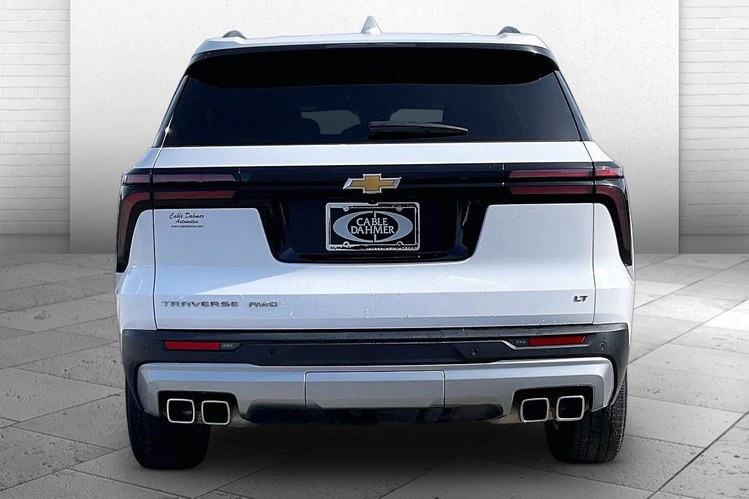 2024 Chevrolet Traverse LT