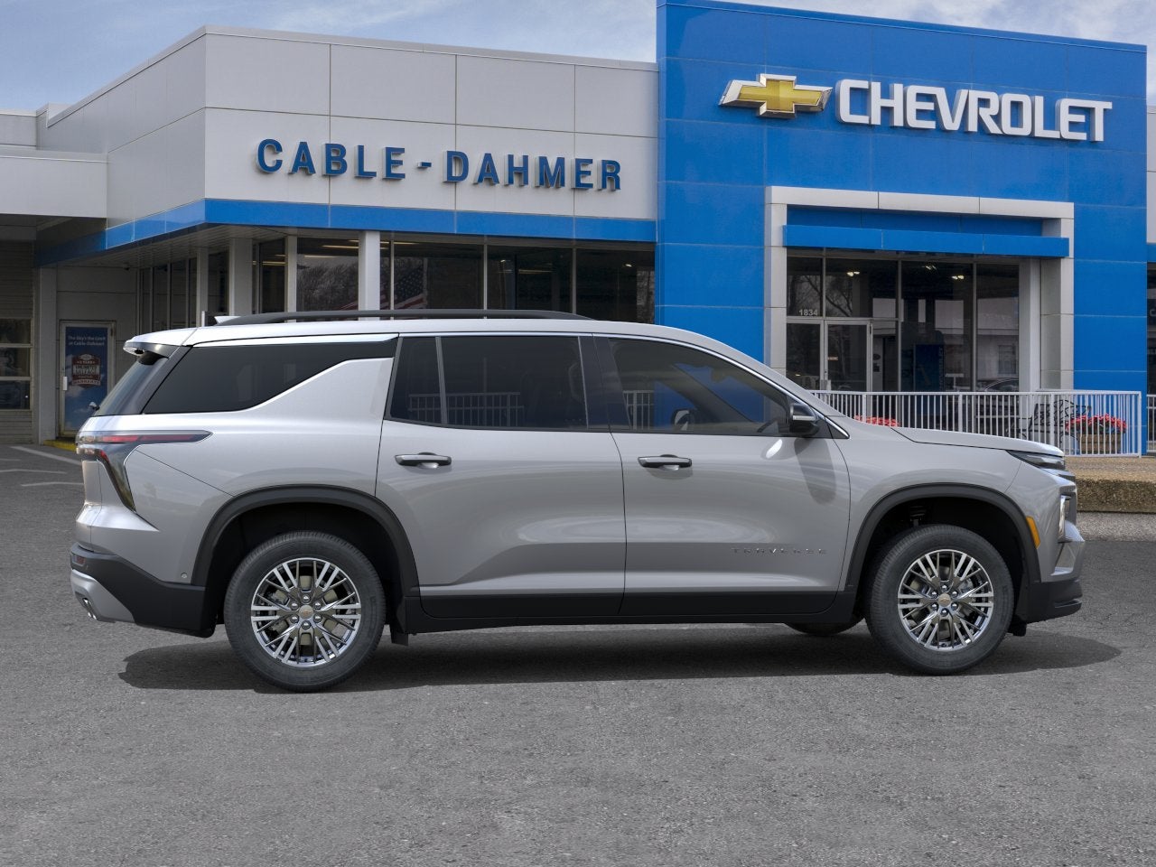 2027 Chevrolet Traverse LT