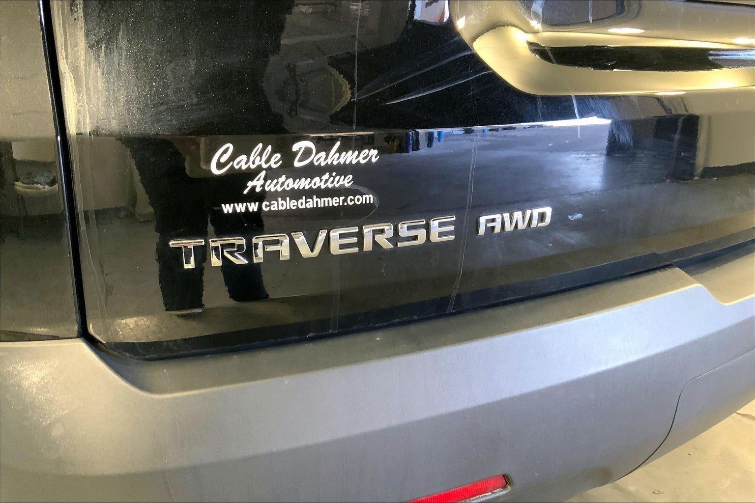 2023 Chevrolet Traverse LT Leather