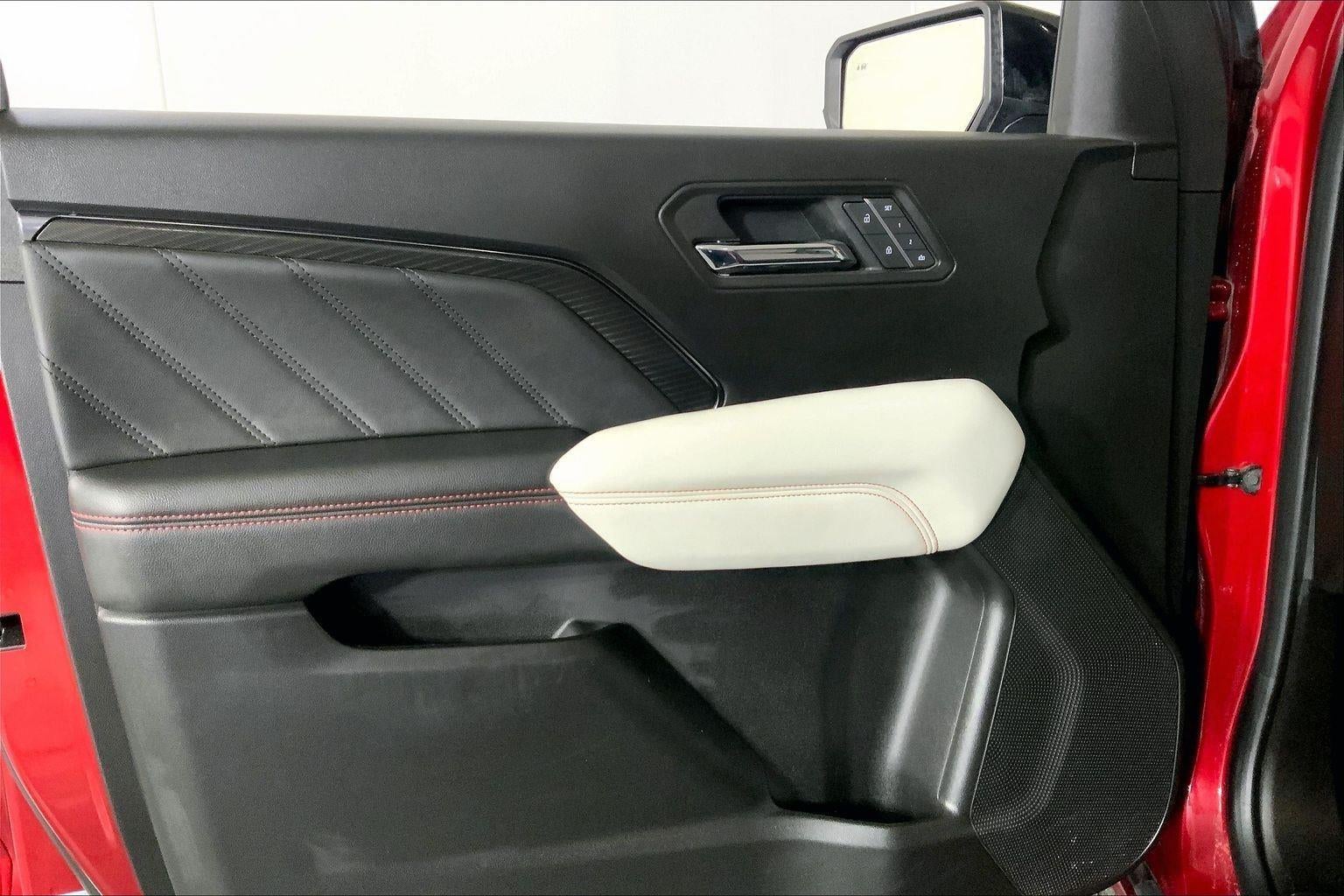 2023 GMC Canyon AT4X