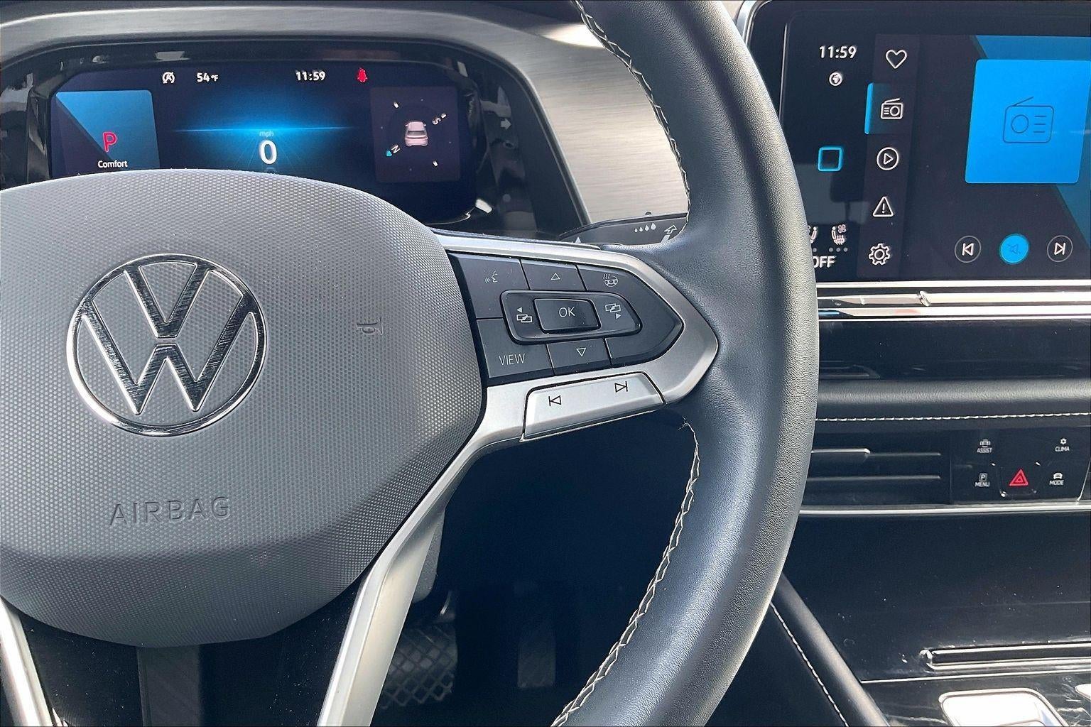 2024 Volkswagen Atlas Cross Sport 2.0T SE w/Technology