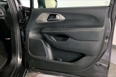2022 Chrysler Pacifica Hybrid Limited