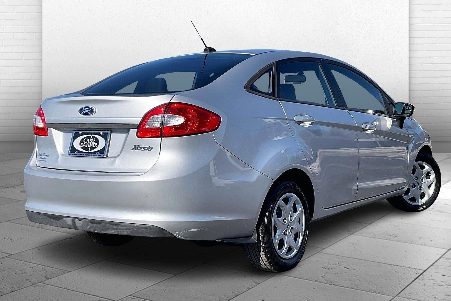 2013 Ford Fiesta S
