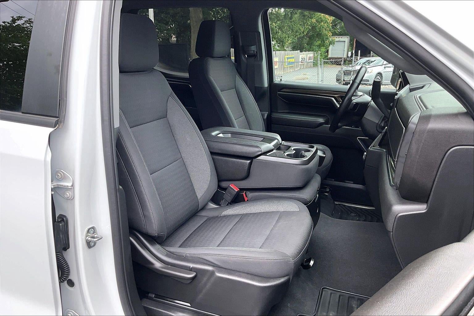 2023 Chevrolet Silverado 1500 LT (2FL)