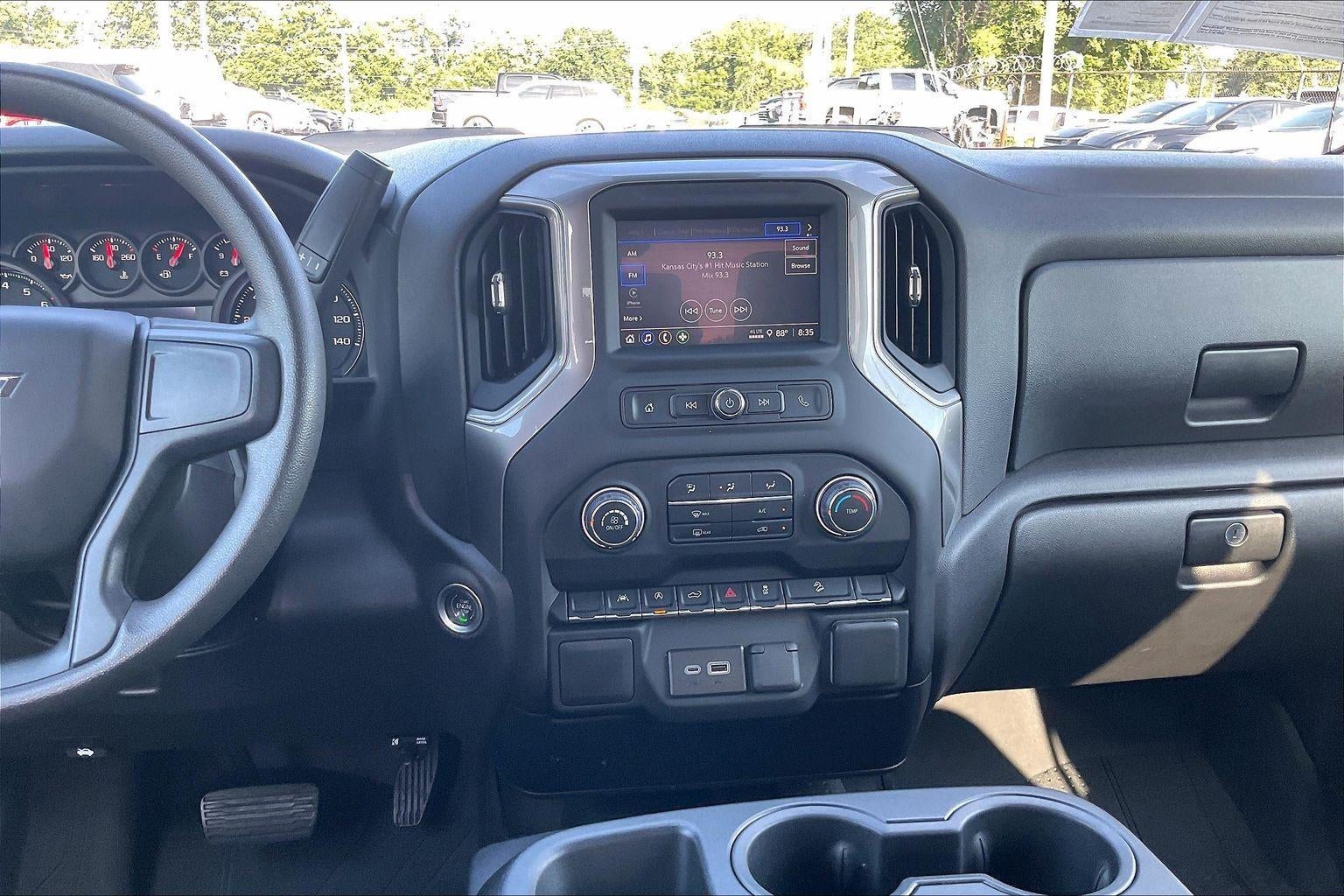 2024 Chevrolet Silverado 1500 Custom Trail Boss