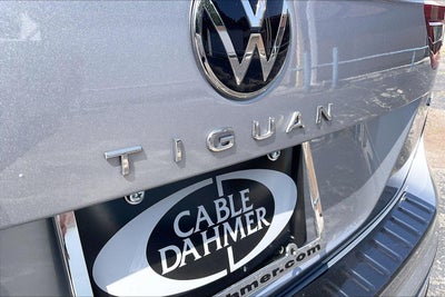 2023 Volkswagen Tiguan SE R-Line Black