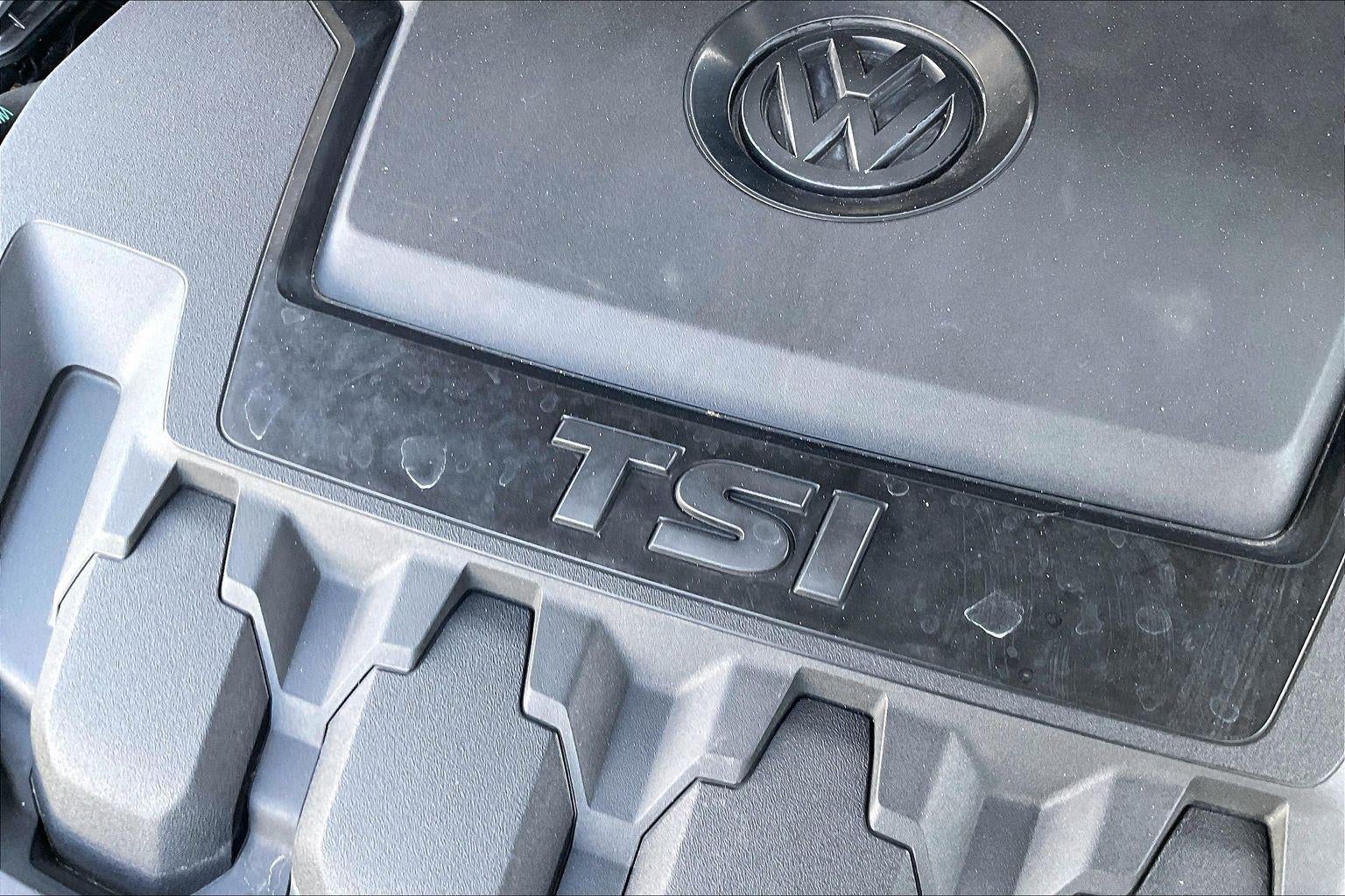2023 Volkswagen Tiguan SE R-Line Black
