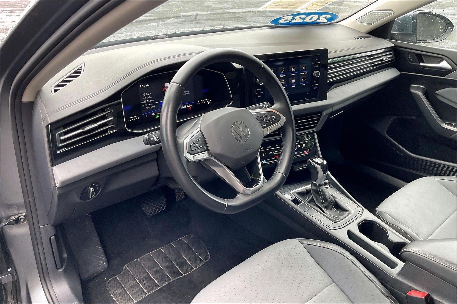 2025 Volkswagen Jetta SE