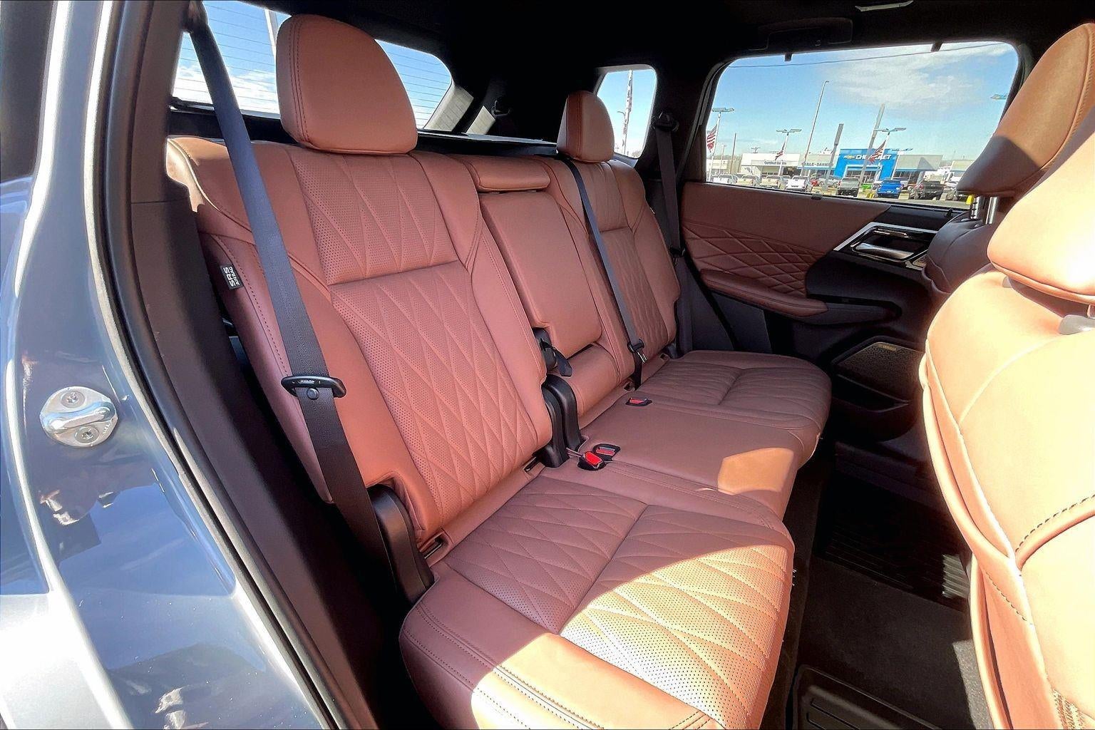 2025 Mitsubishi Outlander SEL