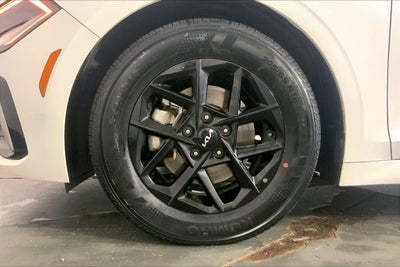2025 Kia K5 LXS