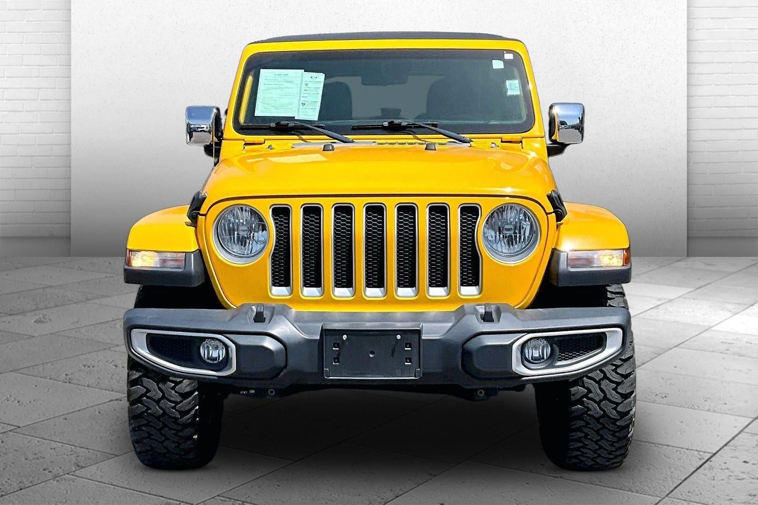 Used 2019 Jeep Wrangler Unlimited Sahara with VIN 1C4HJXEG7KW576005 for sale in Kansas City