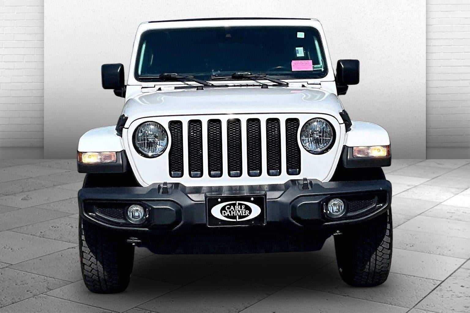 Used 2021 Jeep Wrangler Unlimited Sahara Altitude with VIN 1C4HJXEN2MW786304 for sale in Kansas City