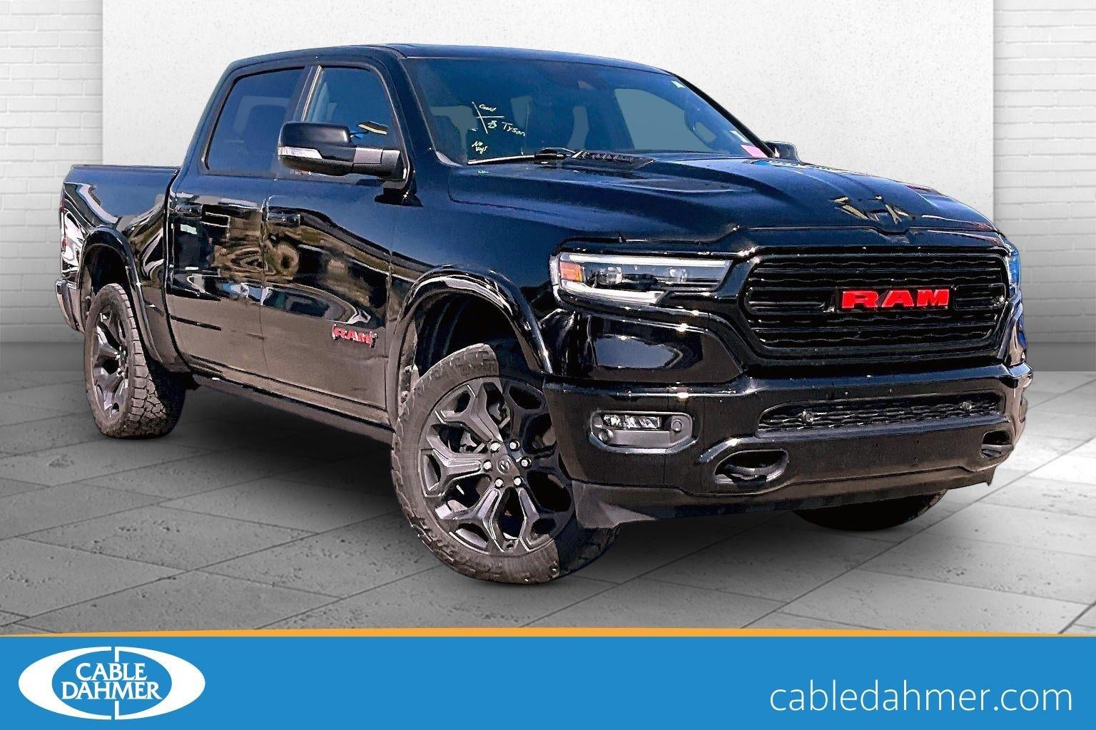 2022 RAM 1500 Limited 4x4 Crew Cab 5'7's photo