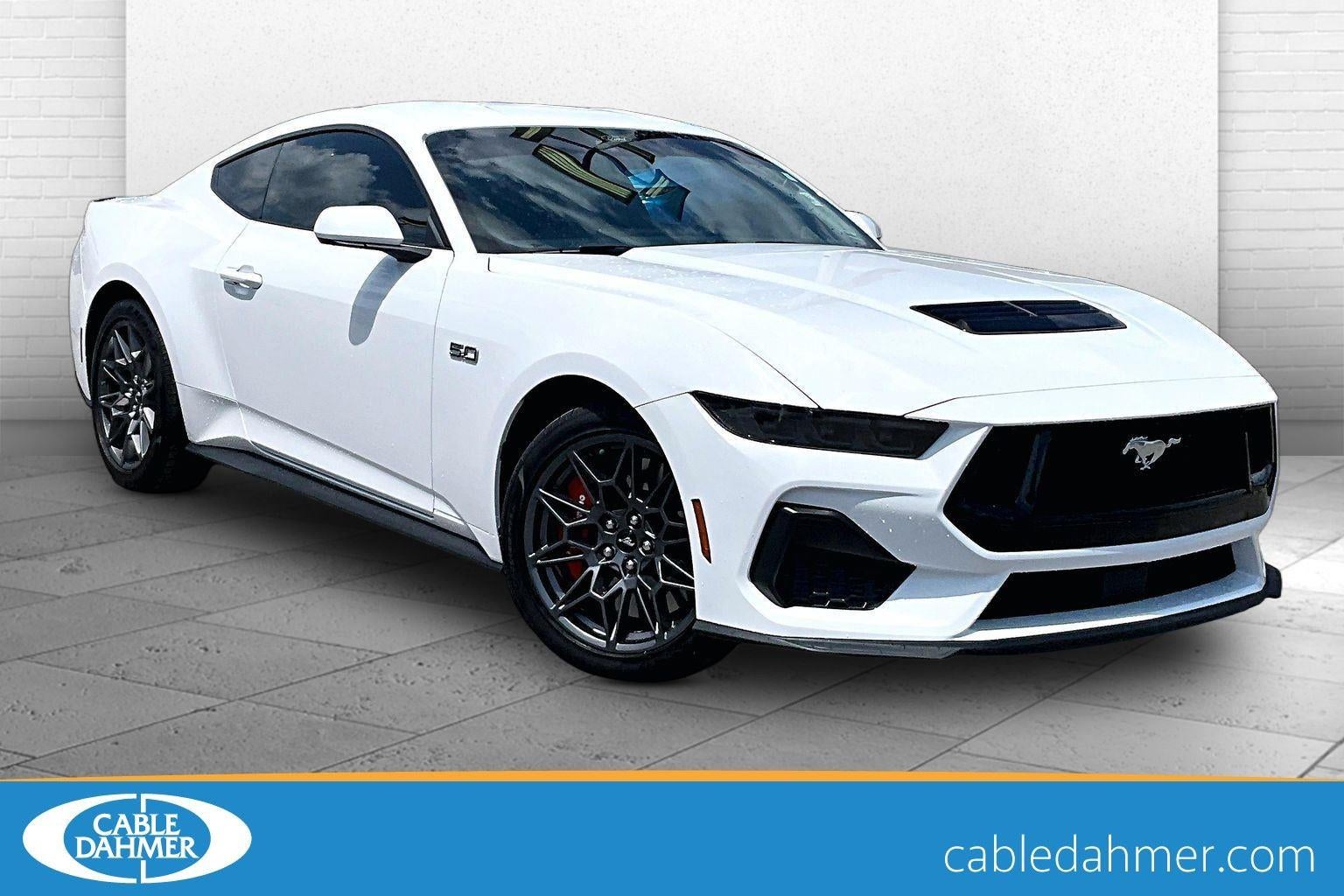 2025 Ford Mustang GT Fastback's photo