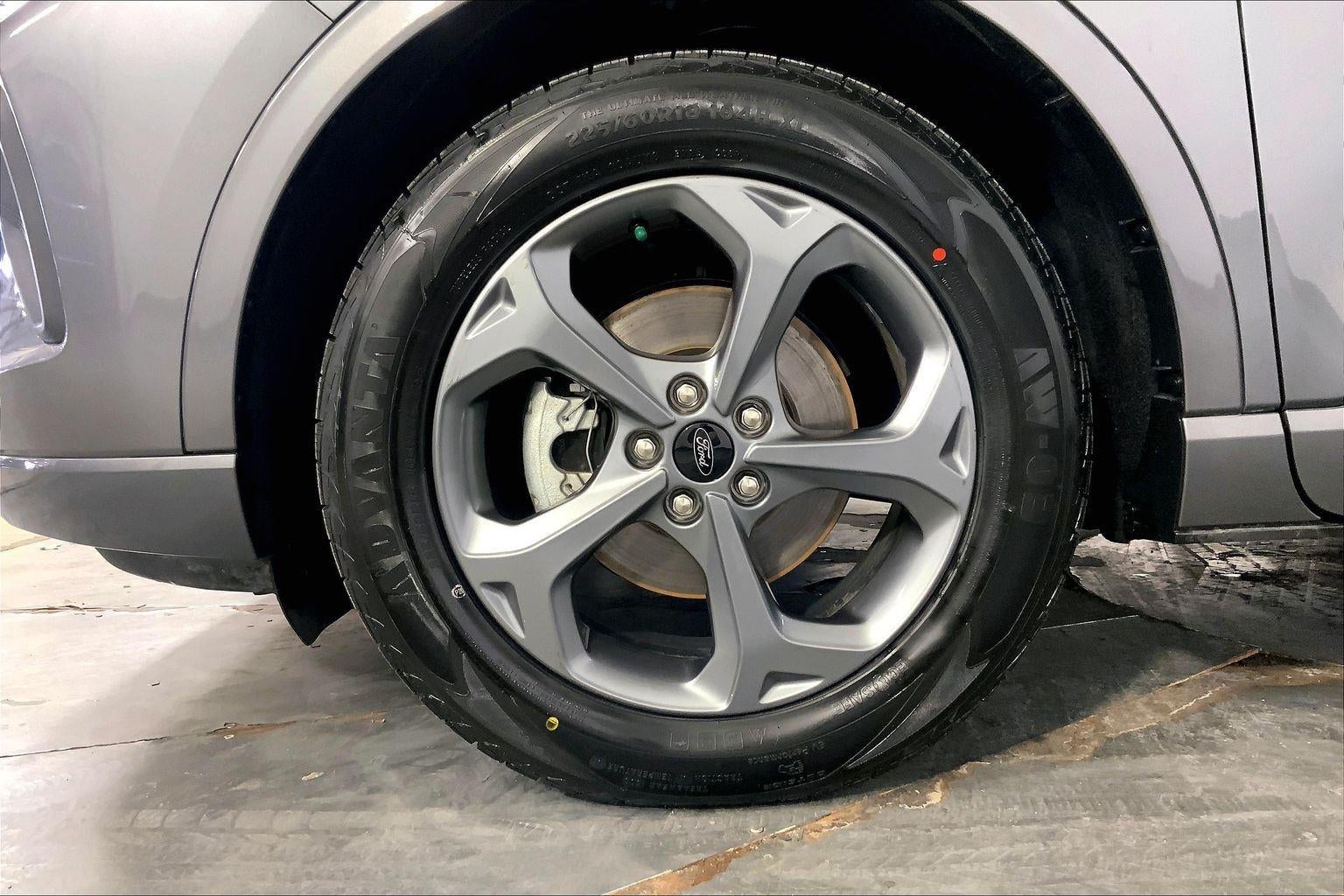 2024 Ford Escape ST-Line