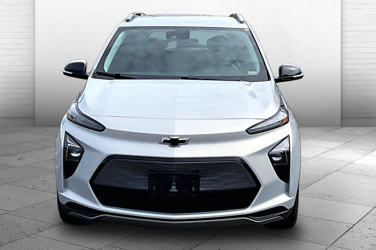 Used 2023 Chevrolet Bolt EUV LT with VIN 1G1FY6S0XP4138496 for sale in Kansas City, MO