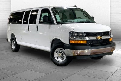 2026 Chevrolet Express Passenger 1LT