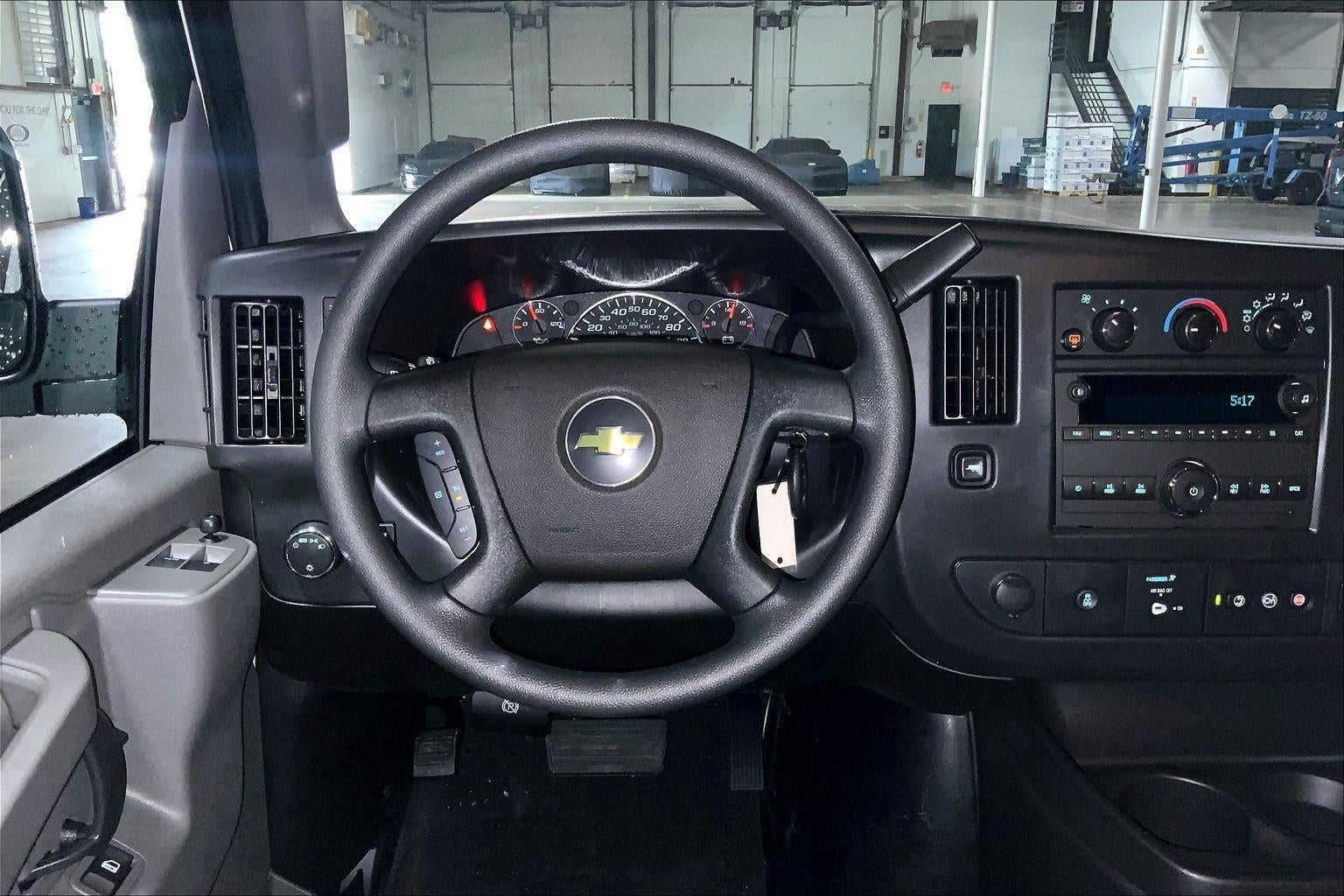 2026 Chevrolet Express Passenger 1LT