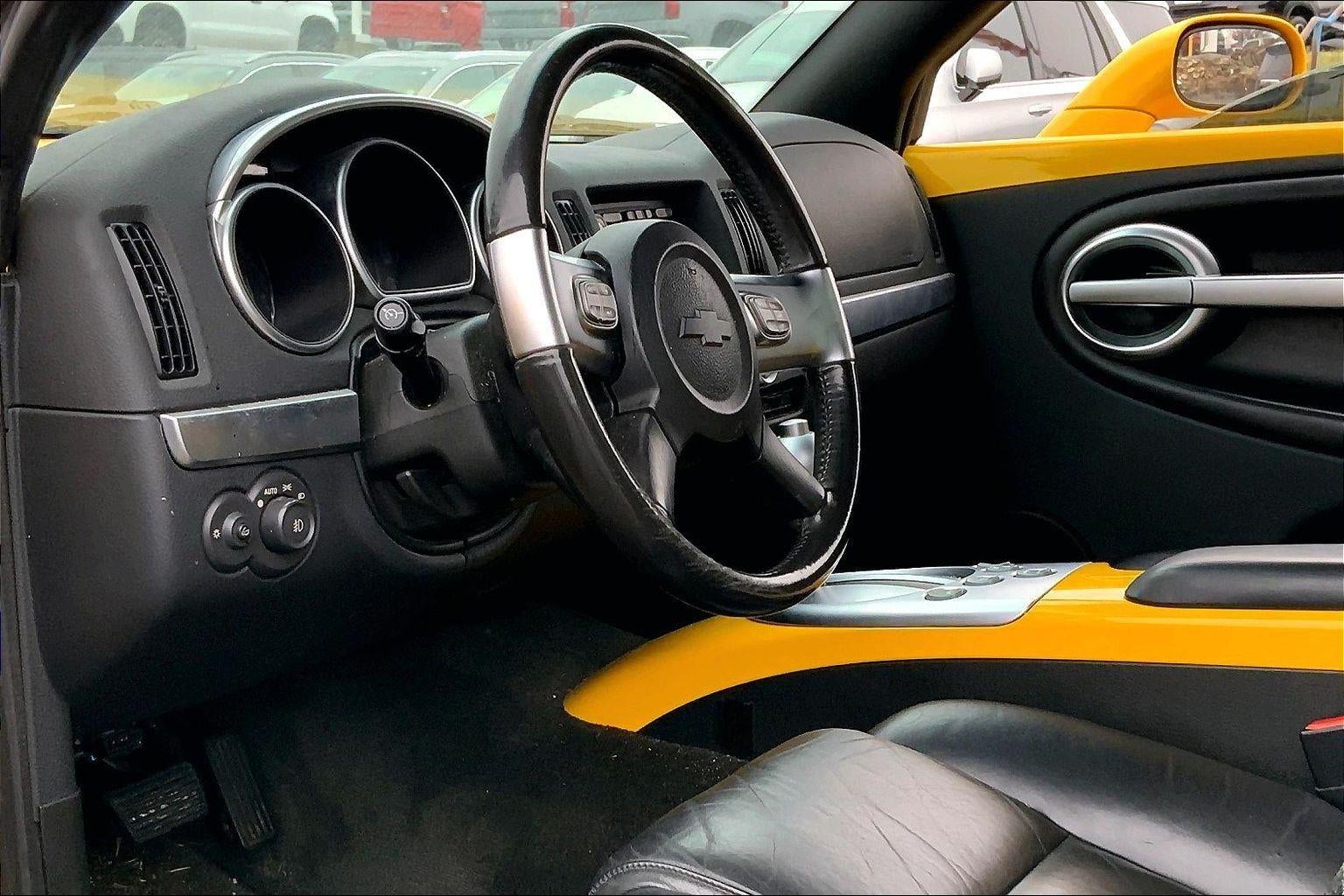 2004 Chevrolet SSR LS