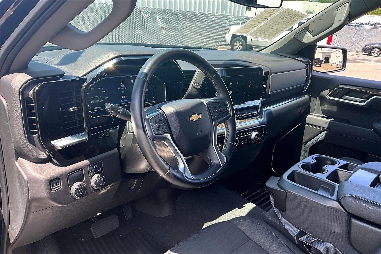 2023 Chevrolet Silverado 1500 LT