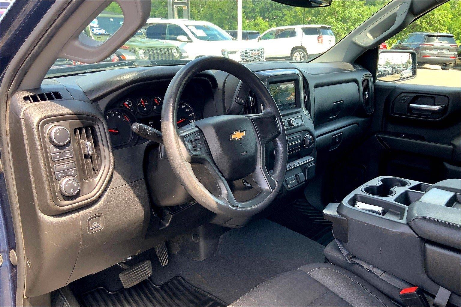 2023 Chevrolet Silverado 1500 Custom