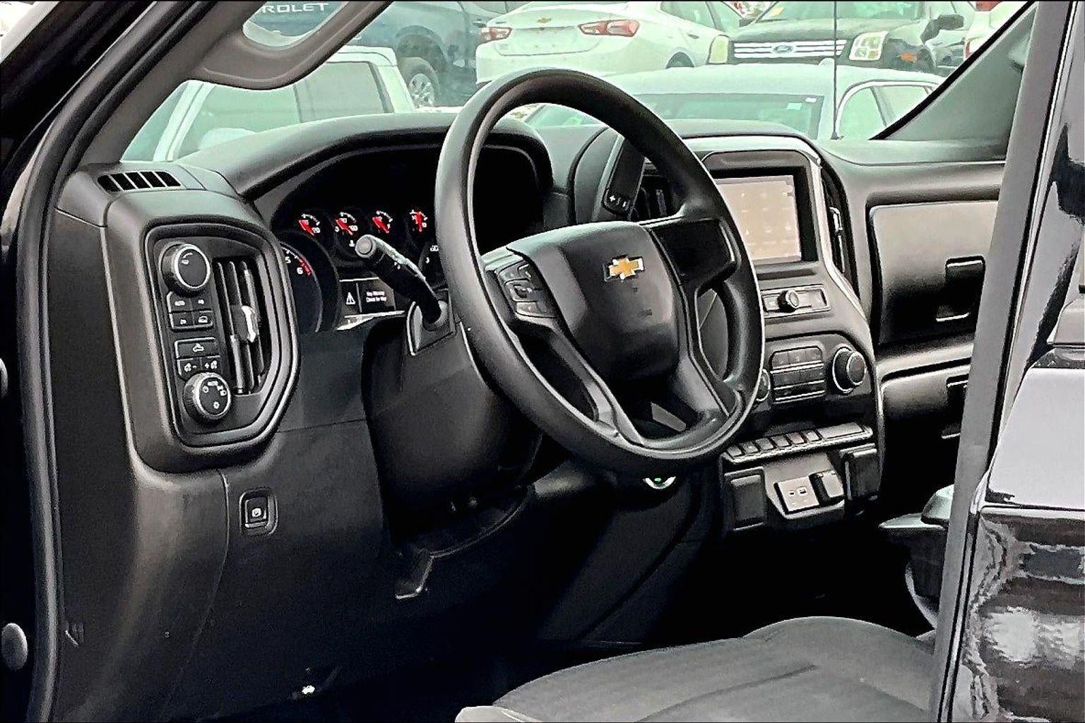 2022 Chevrolet Silverado 1500 Custom