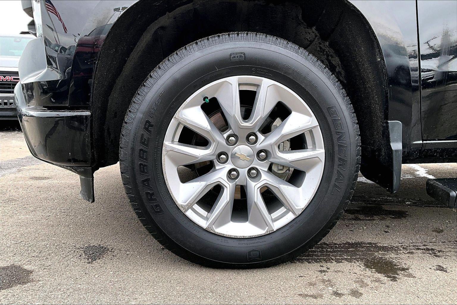 2022 Chevrolet Silverado 1500 Custom