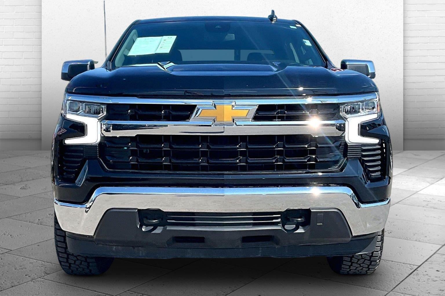 Used 2024 Chevrolet Silverado 1500 LT with VIN 1GCPDKEK3RZ125334 for sale in Kansas City