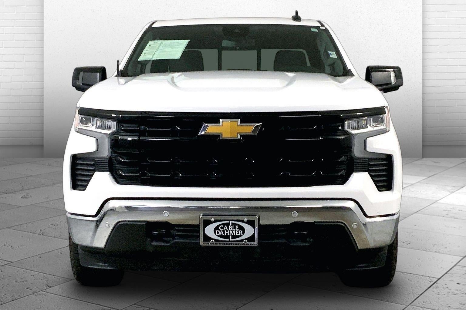 Used 2024 Chevrolet Silverado 1500 LT with VIN 1GCUDDED2RZ239373 for sale in Kansas City