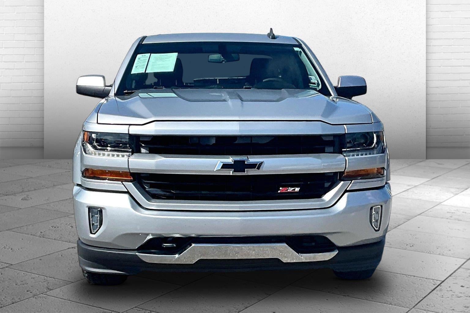 Used 2017 Chevrolet Silverado 1500 LT Z71 with VIN 1GCVKREC5HZ115949 for sale in Kansas City