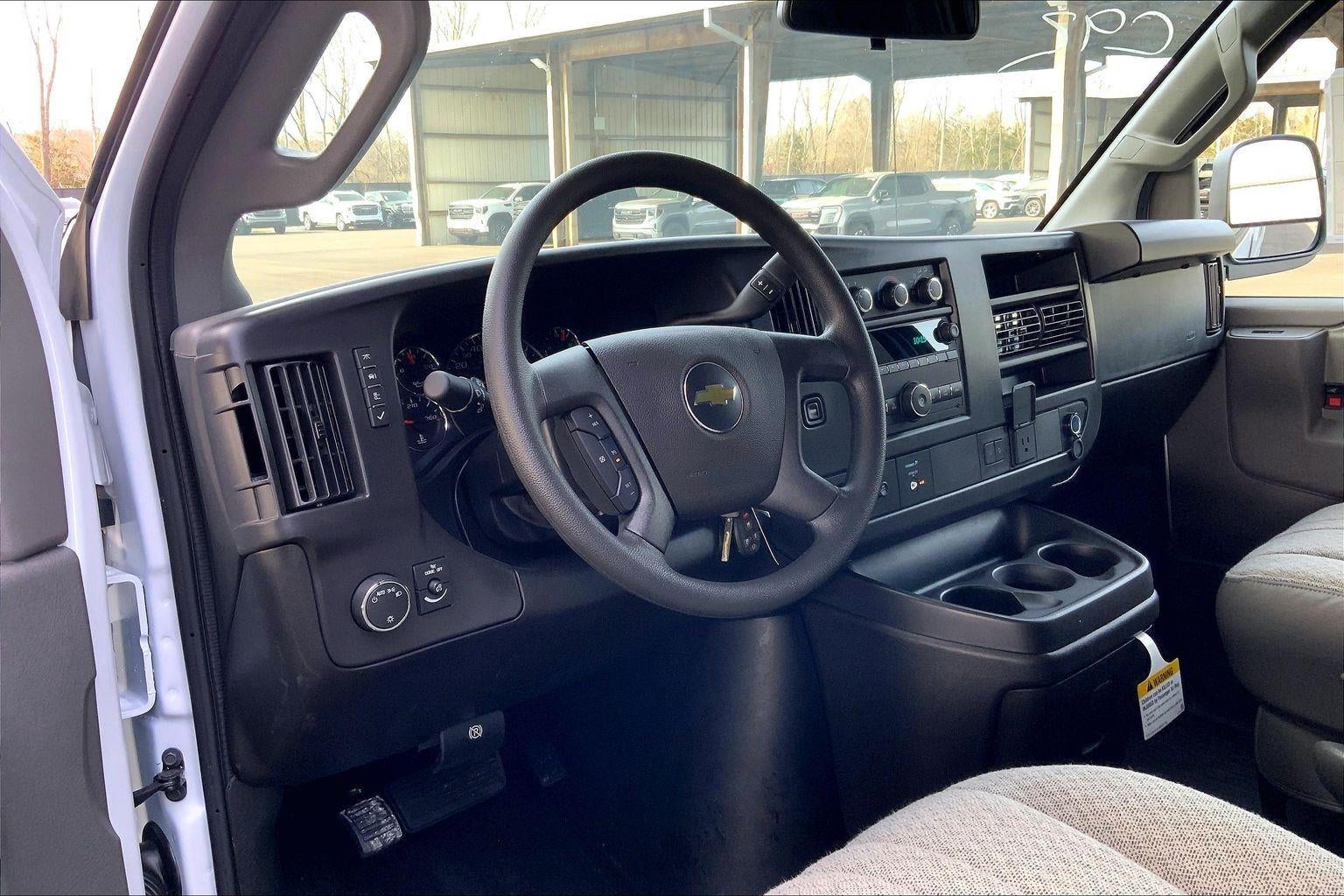 2026 Chevrolet Express Cargo WT