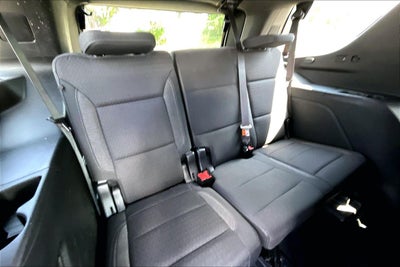 2023 GMC Yukon SLE