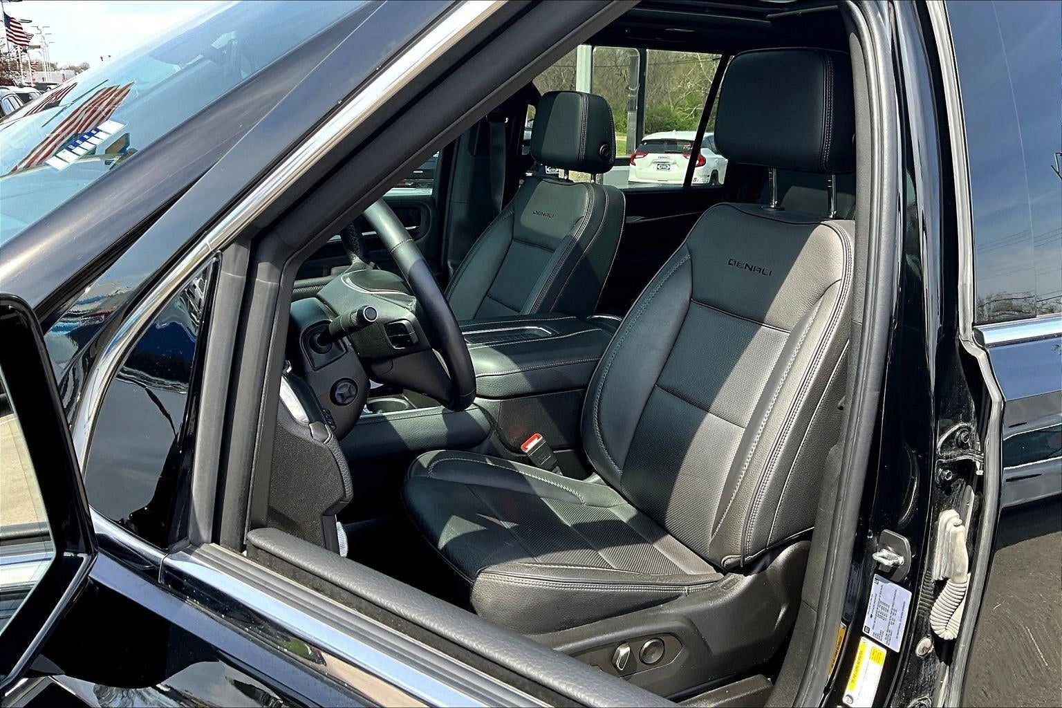 2022 GMC Yukon XL Denali