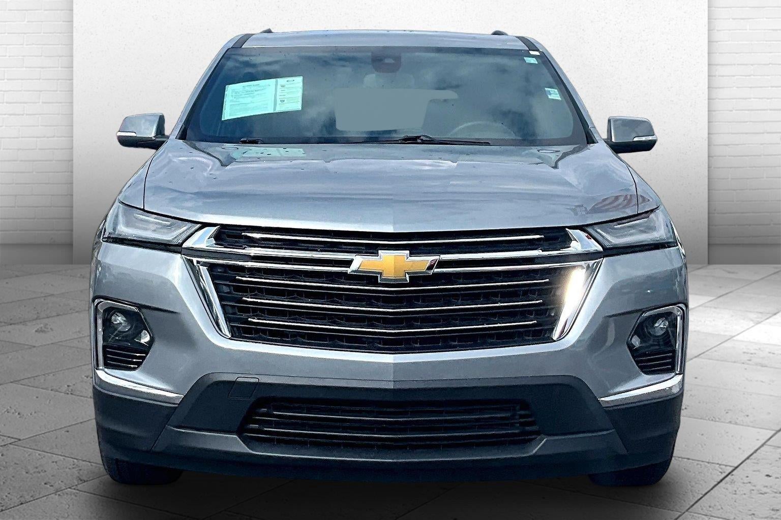 Used 2023 Chevrolet Traverse 1LT with VIN 1GNERGKW8PJ270773 for sale in Kansas City