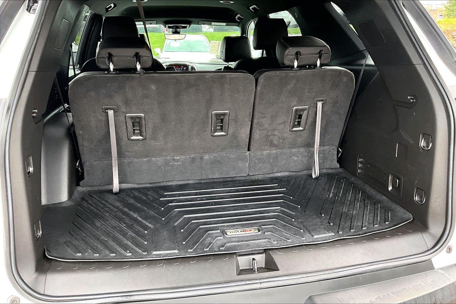 2022 Chevrolet Traverse RS
