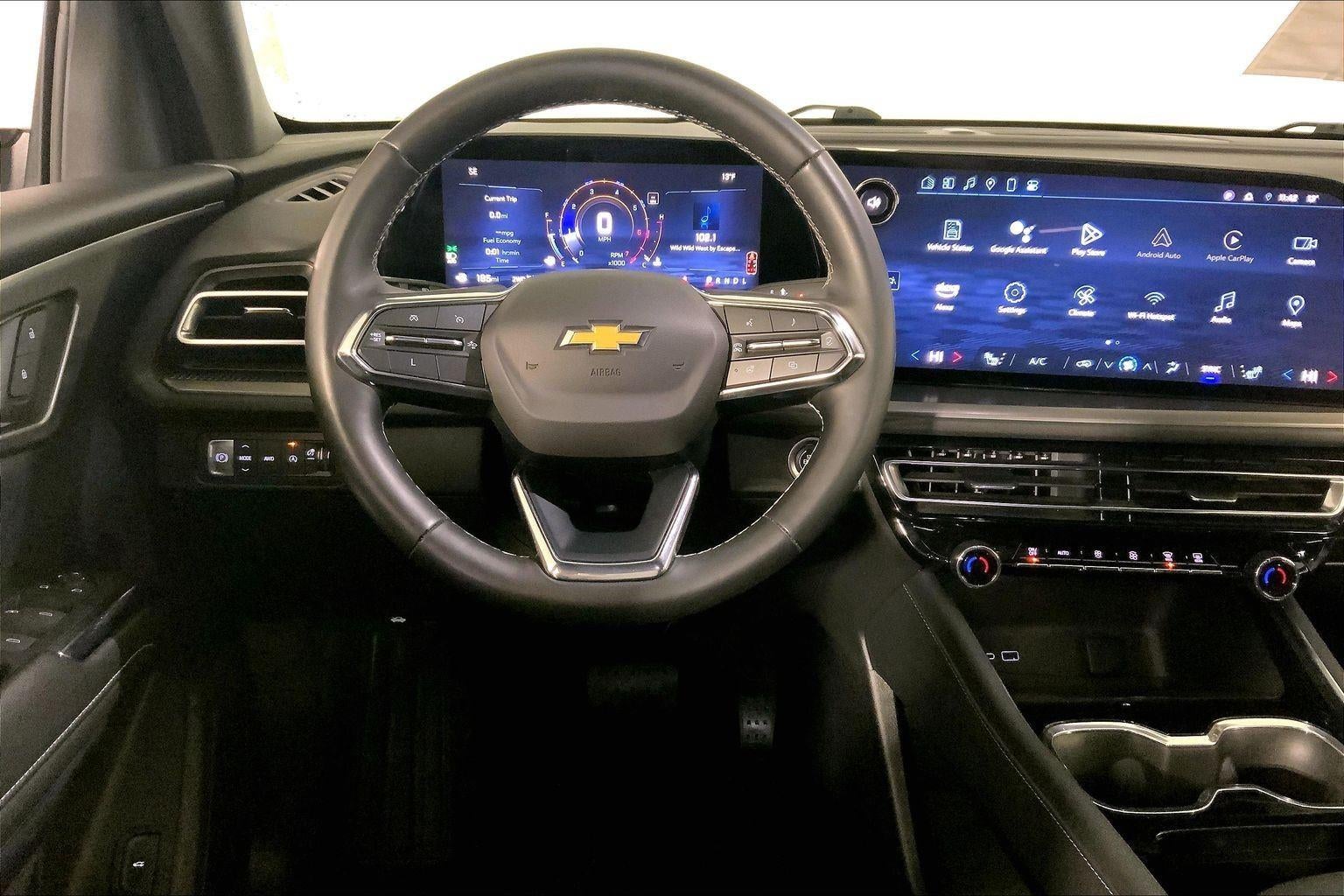 2024 Chevrolet Traverse LT