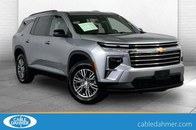 2024 Chevrolet Traverse LT