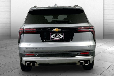 2024 Chevrolet Traverse LT