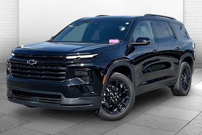 2025 Chevrolet Traverse LT