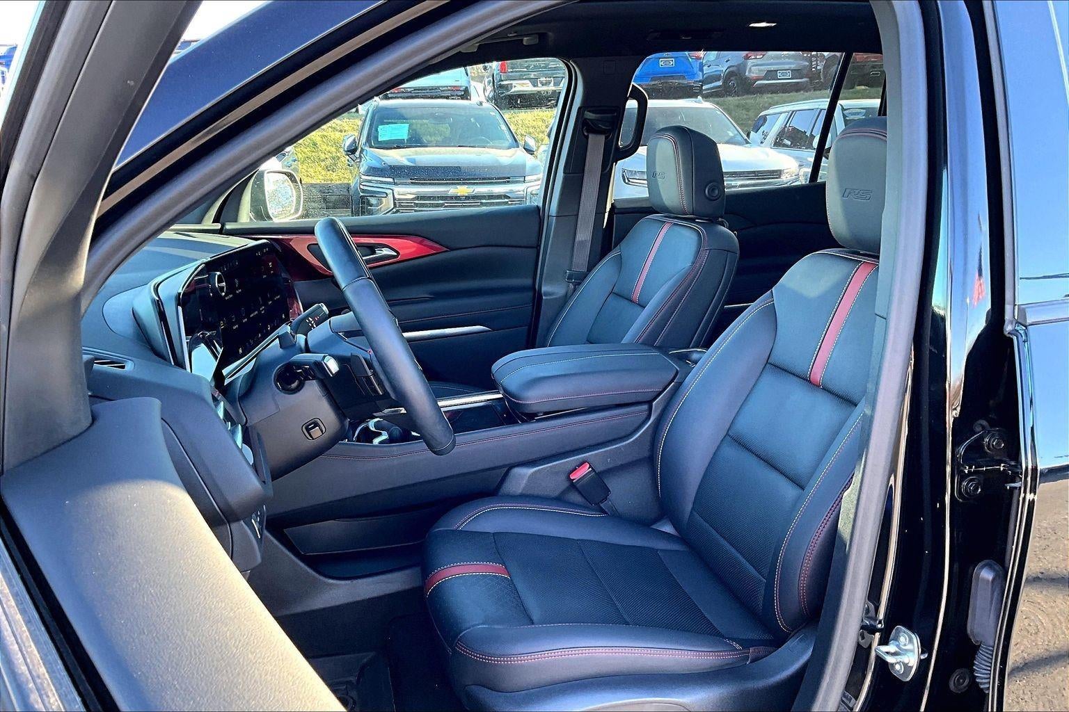 2024 Chevrolet Traverse RS