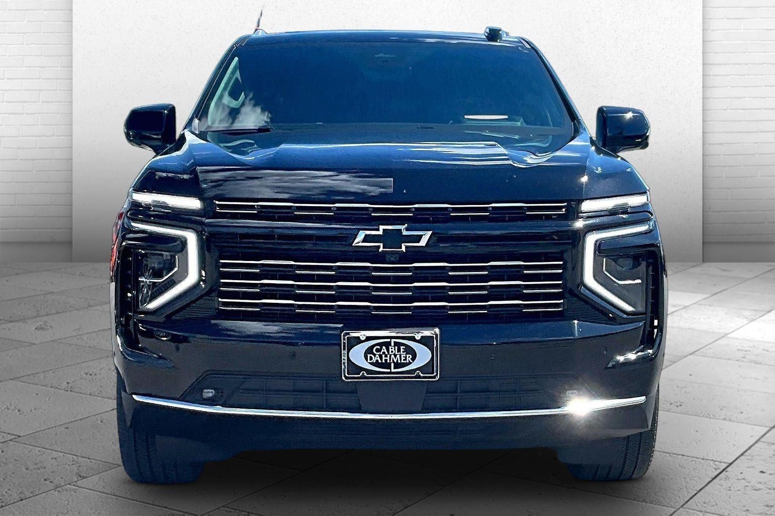 Used 2025 Chevrolet Suburban High Country with VIN 1GNS6GRL6SR229513 for sale in Kansas City