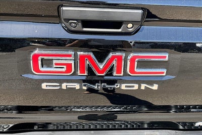 2025 GMC Canyon AT4