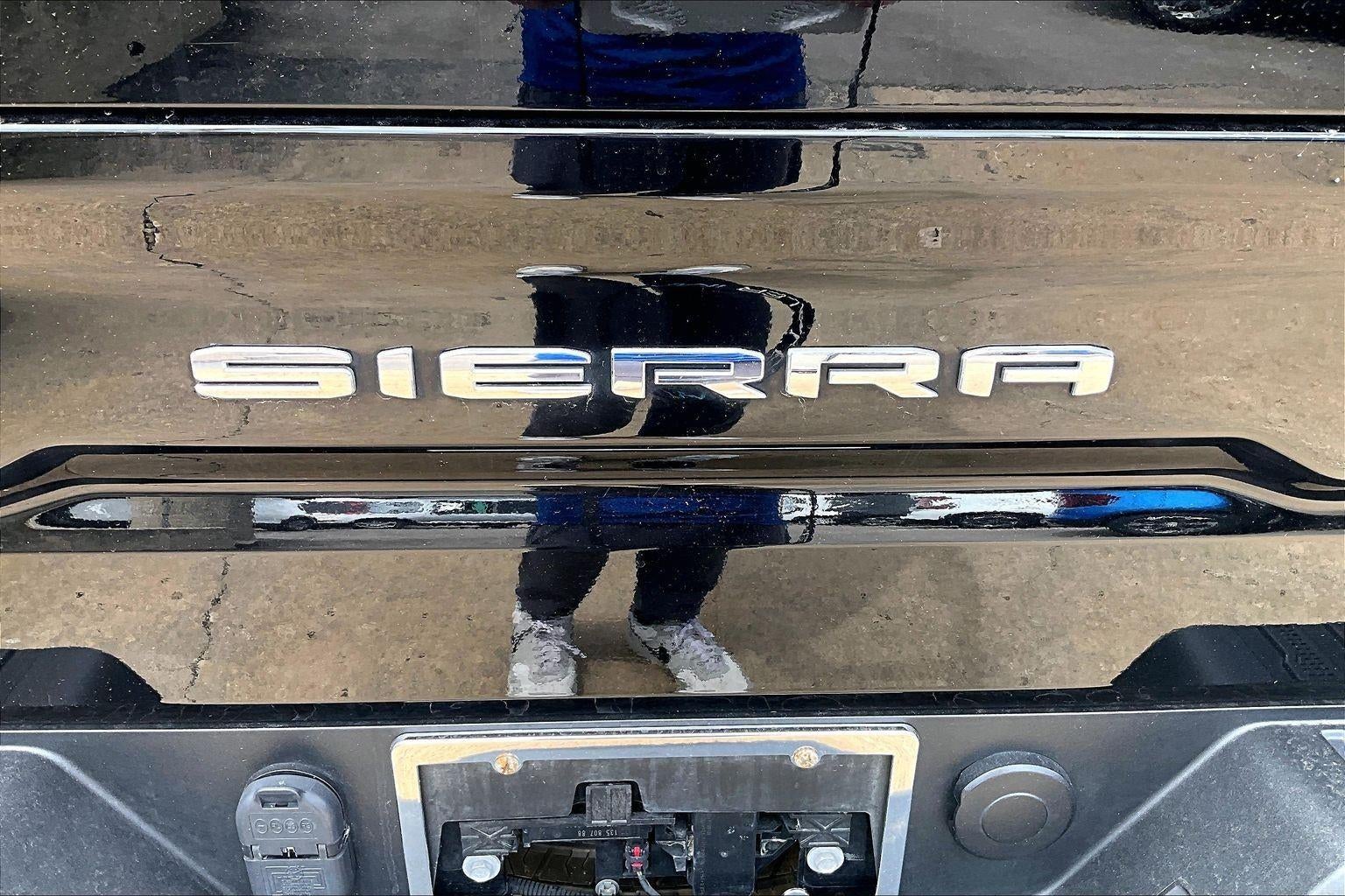 2021 GMC Sierra 1500 AT4