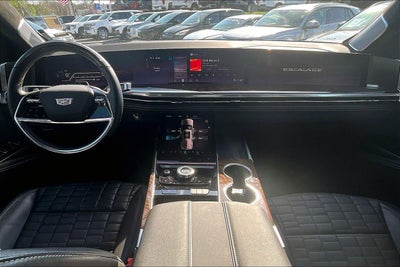 2025 Cadillac Escalade Premium Luxury Platinum