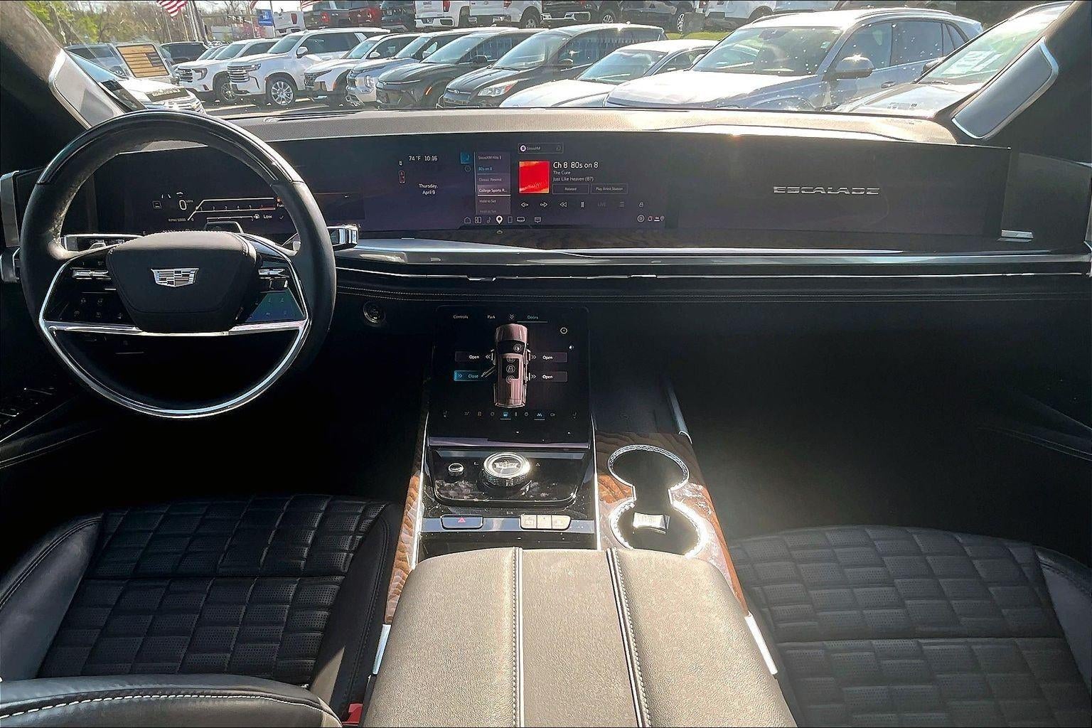 2025 Cadillac Escalade Premium Luxury Platinum