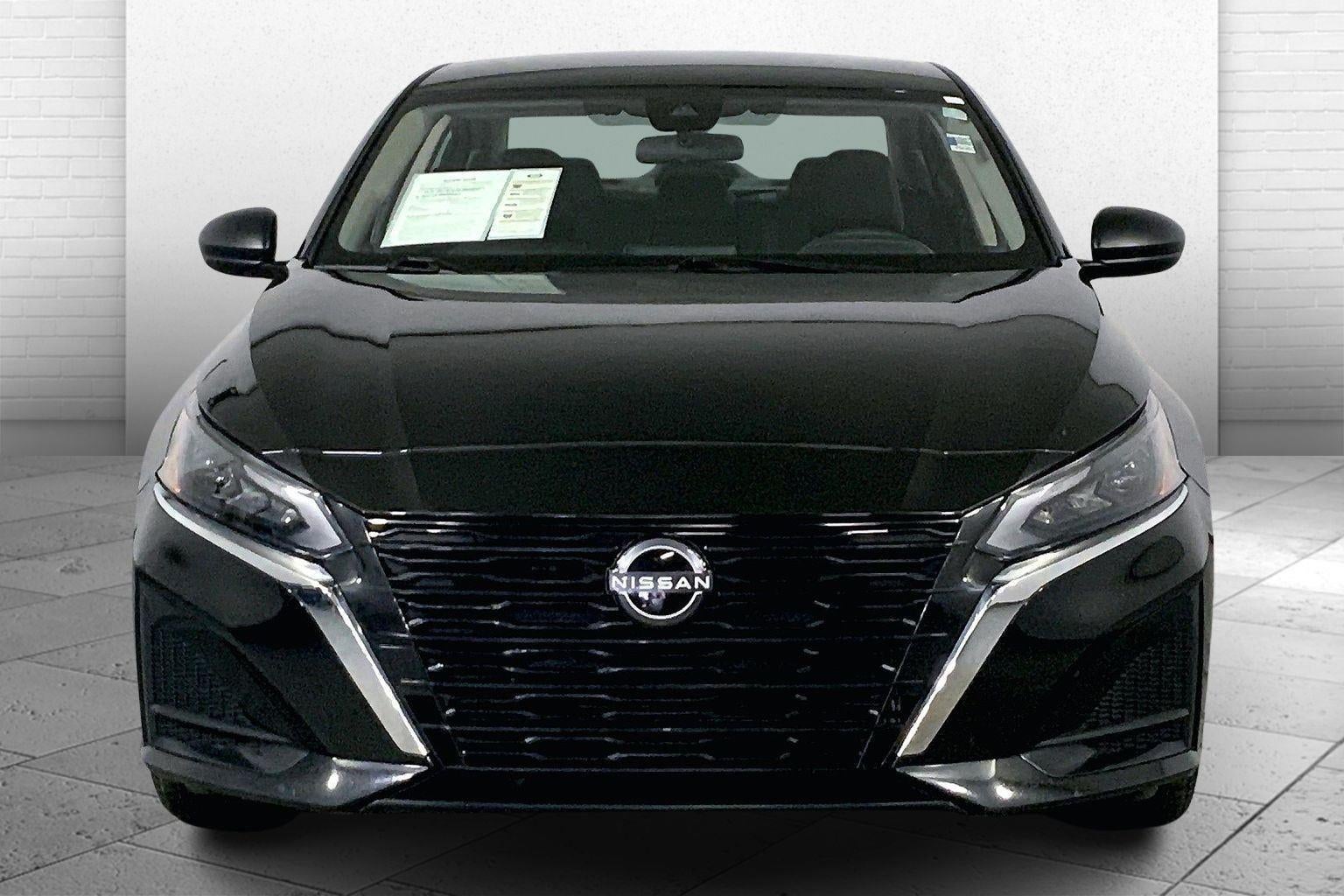 Used 2025 Nissan Altima SV with VIN 1N4BL4DV0SN352391 for sale in Kansas City