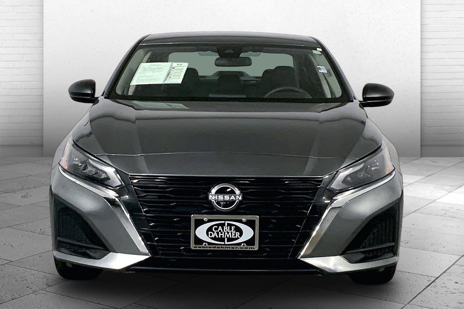 Used 2025 Nissan Altima SV with VIN 1N4BL4DV1SN321182 for sale in Kansas City