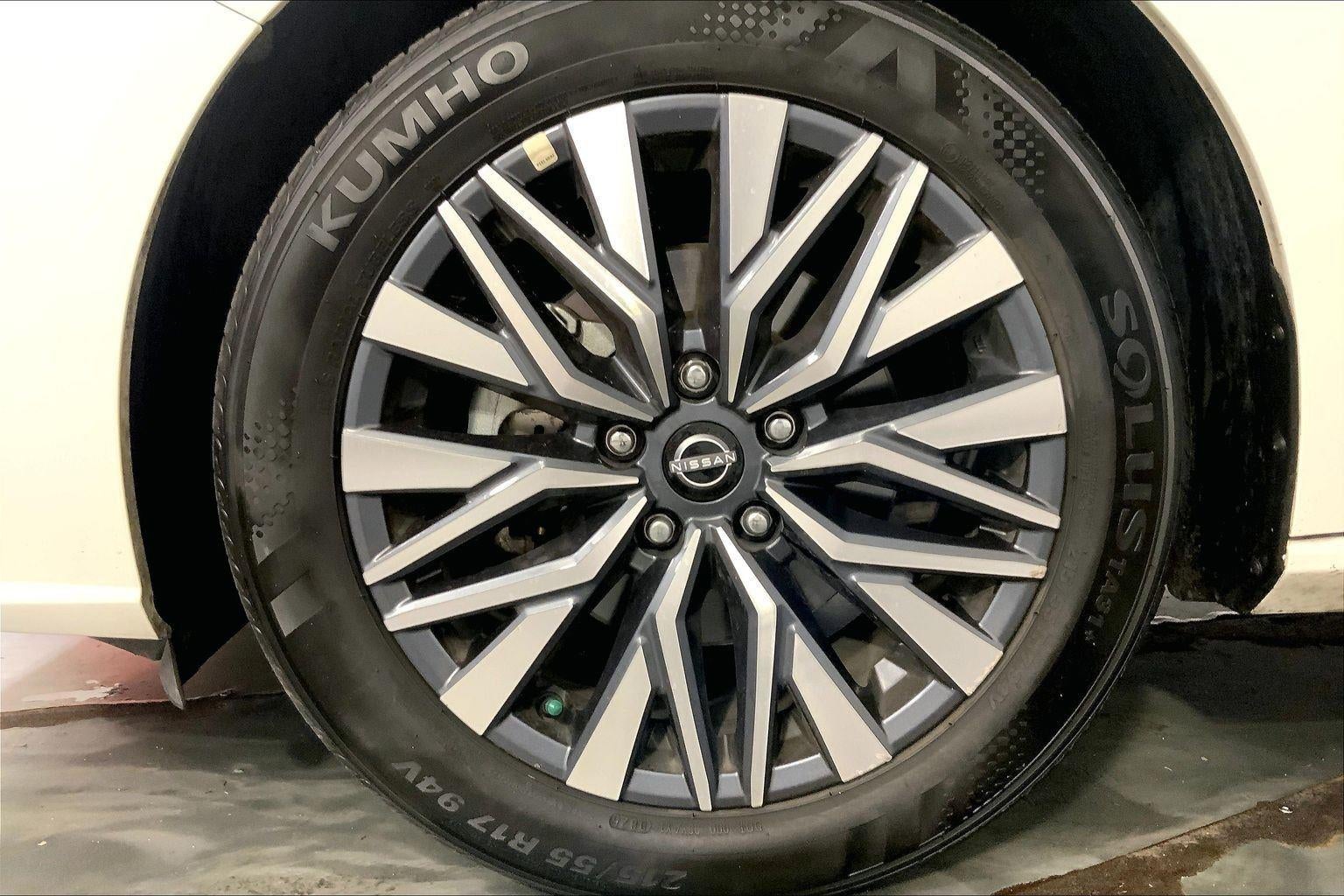 2025 Nissan Altima SV
