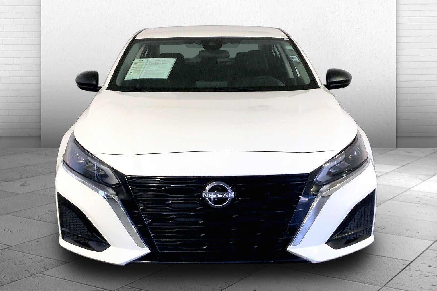 Used 2025 Nissan Altima SV with VIN 1N4BL4DV9SN362630 for sale in Kansas City